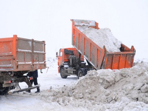 Уборка и вывоз снега спецтехникой стоимость услуг и где заказать - Омск