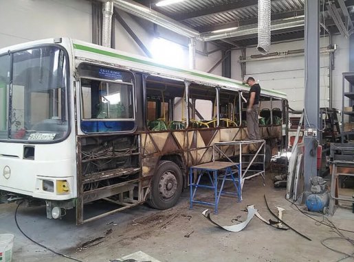 Ремонт автобусов, замена стекол, ремонт кузова стоимость ремонта и где отремонтировать - Омск