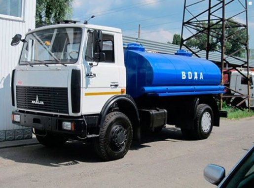 Чистая питьевая вода автоцистерной (водовозом) 4 куб. м. стоимость услуг и где заказать - Омск