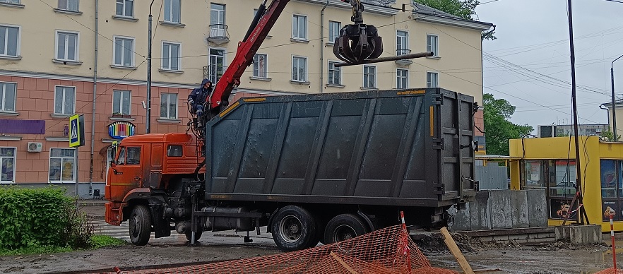 Услуги ломовоза в Омской области