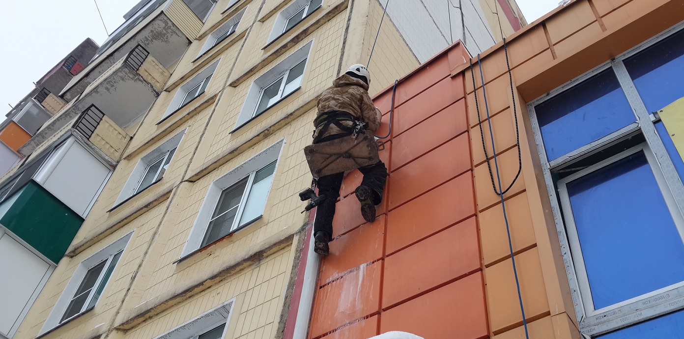 Услуги промышленных альпинистов для высотных работ в Омске