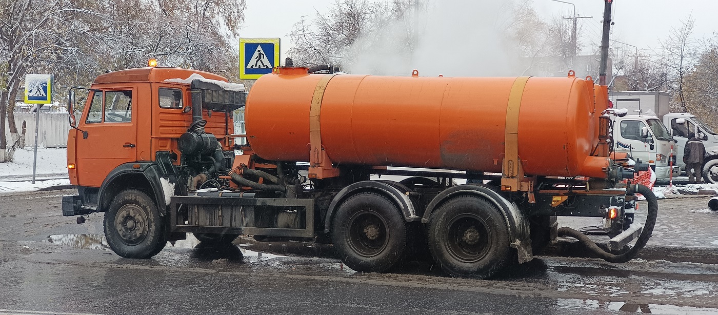 Откачка отходов, септиков, ям, выгребных ям в Омской области